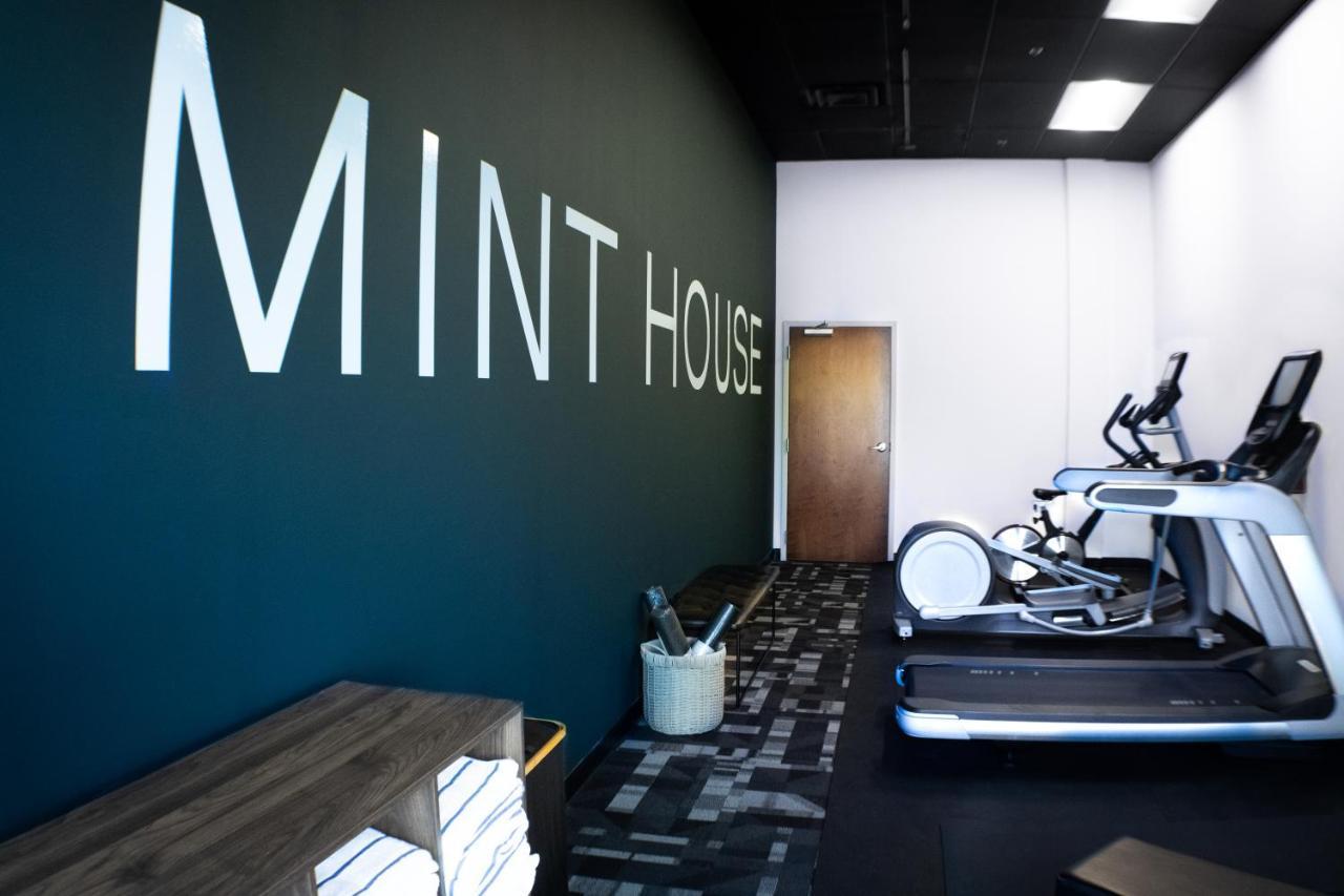 Mint House Greenville - Downtown Bagian luar foto